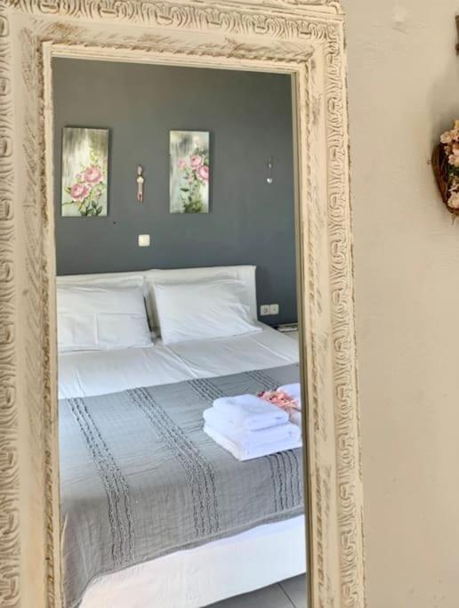 Marine'S Lux Villa:Golden Sunset Kalamáta Kültér fotó